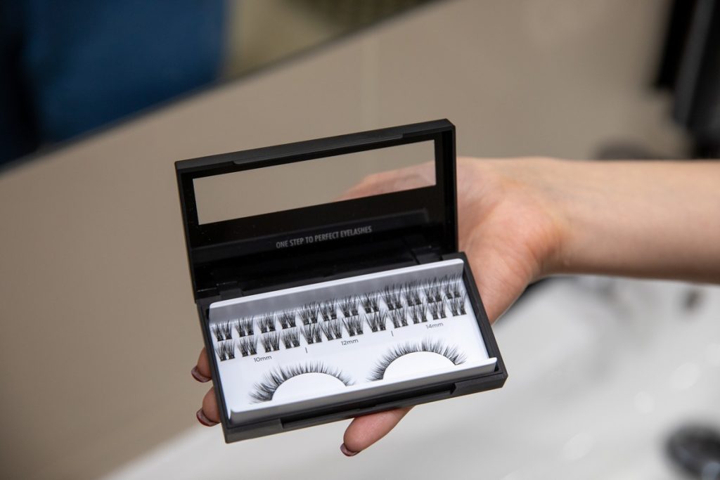 Клъстерни мигли за нанасяне в домашни условия nanolash